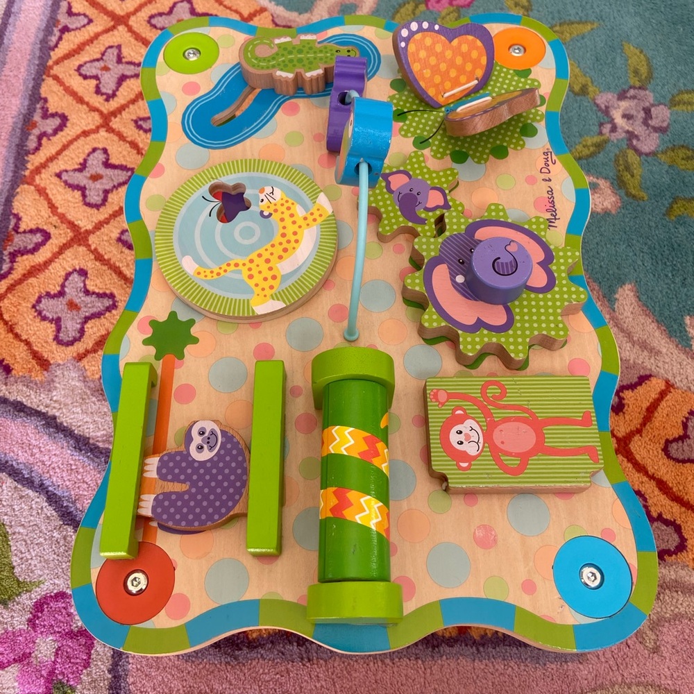 Melissa & Doug Jungle Activity Table - Picture 4 of 4